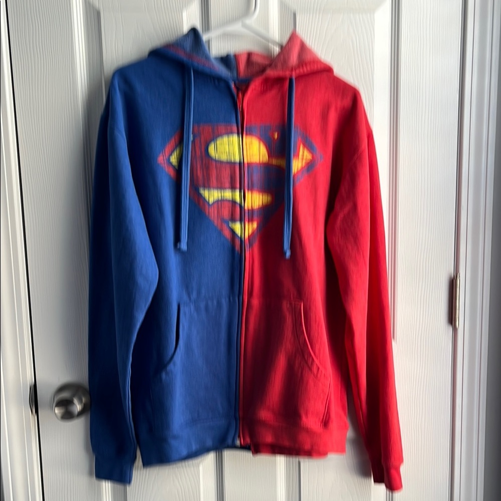Six Flags Superman Hoodie adult Small Red and Blue Colorblock